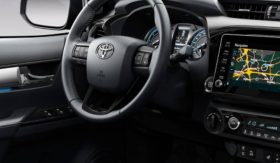 TOYOTA HILUX 2.4GD COUNTRY DC BVM 4X4
